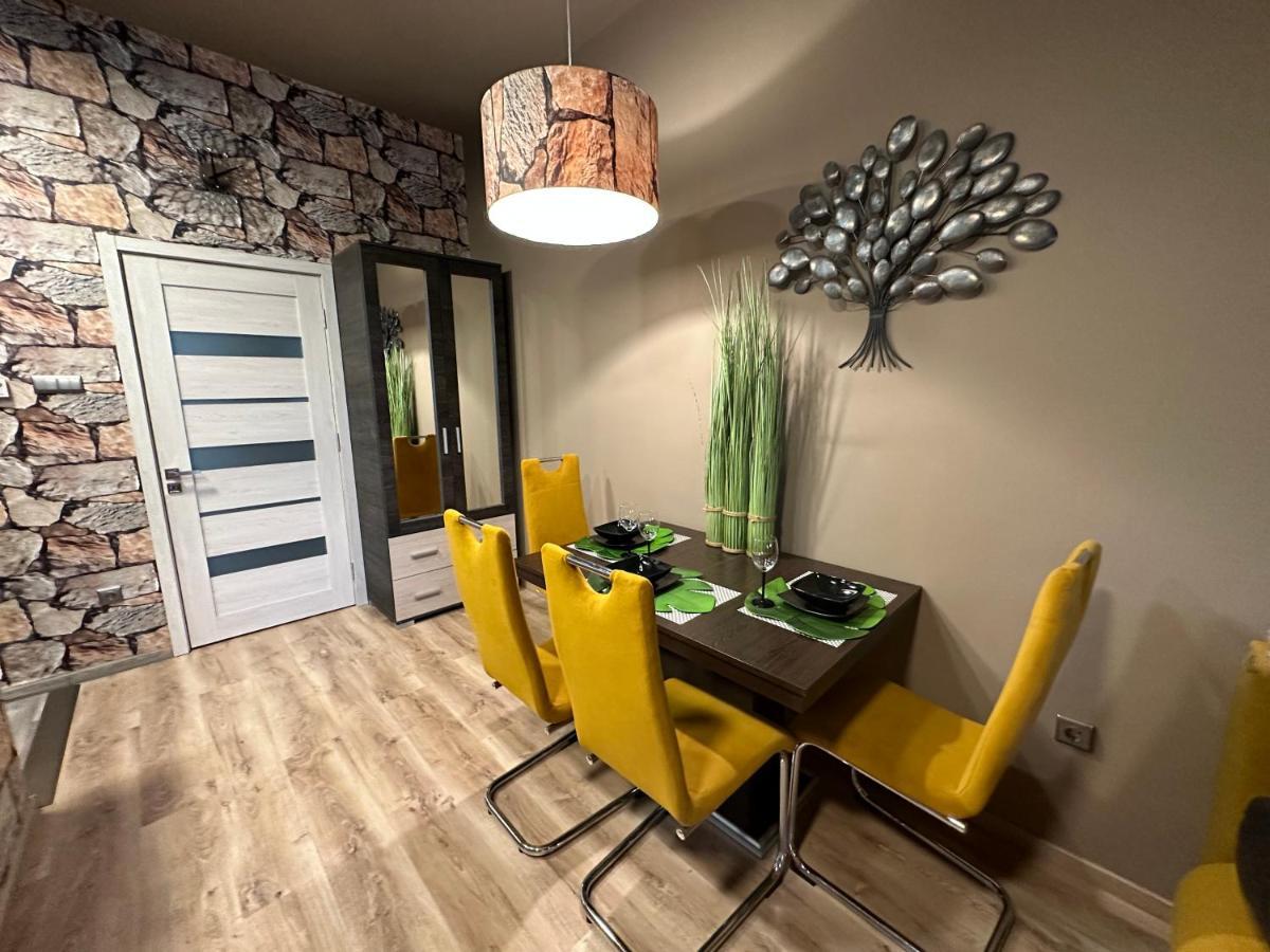 Gold Downtown Apartman Apartment Debrecen Bagian luar foto