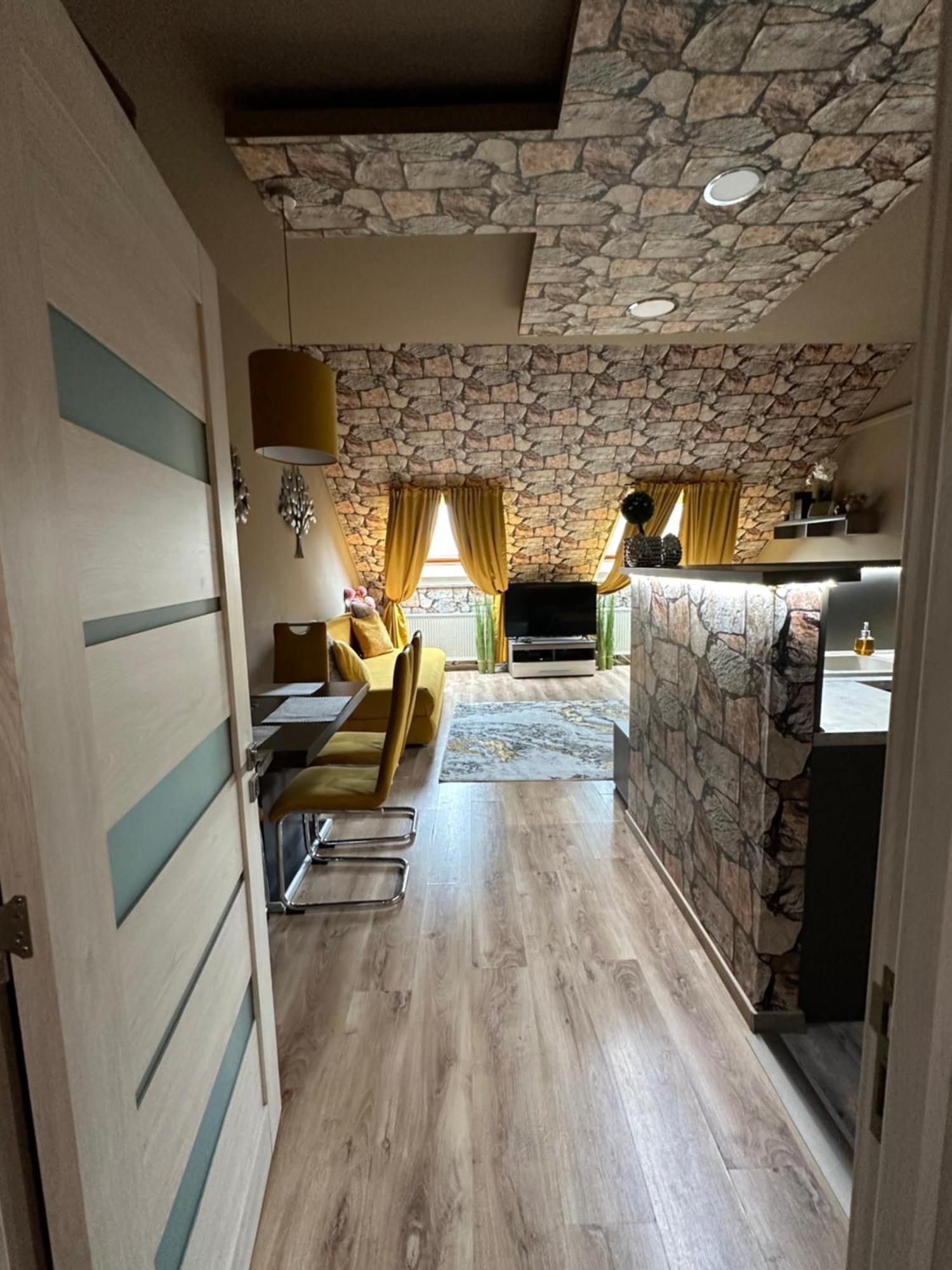 Gold Downtown Apartman Apartment Debrecen Bagian luar foto