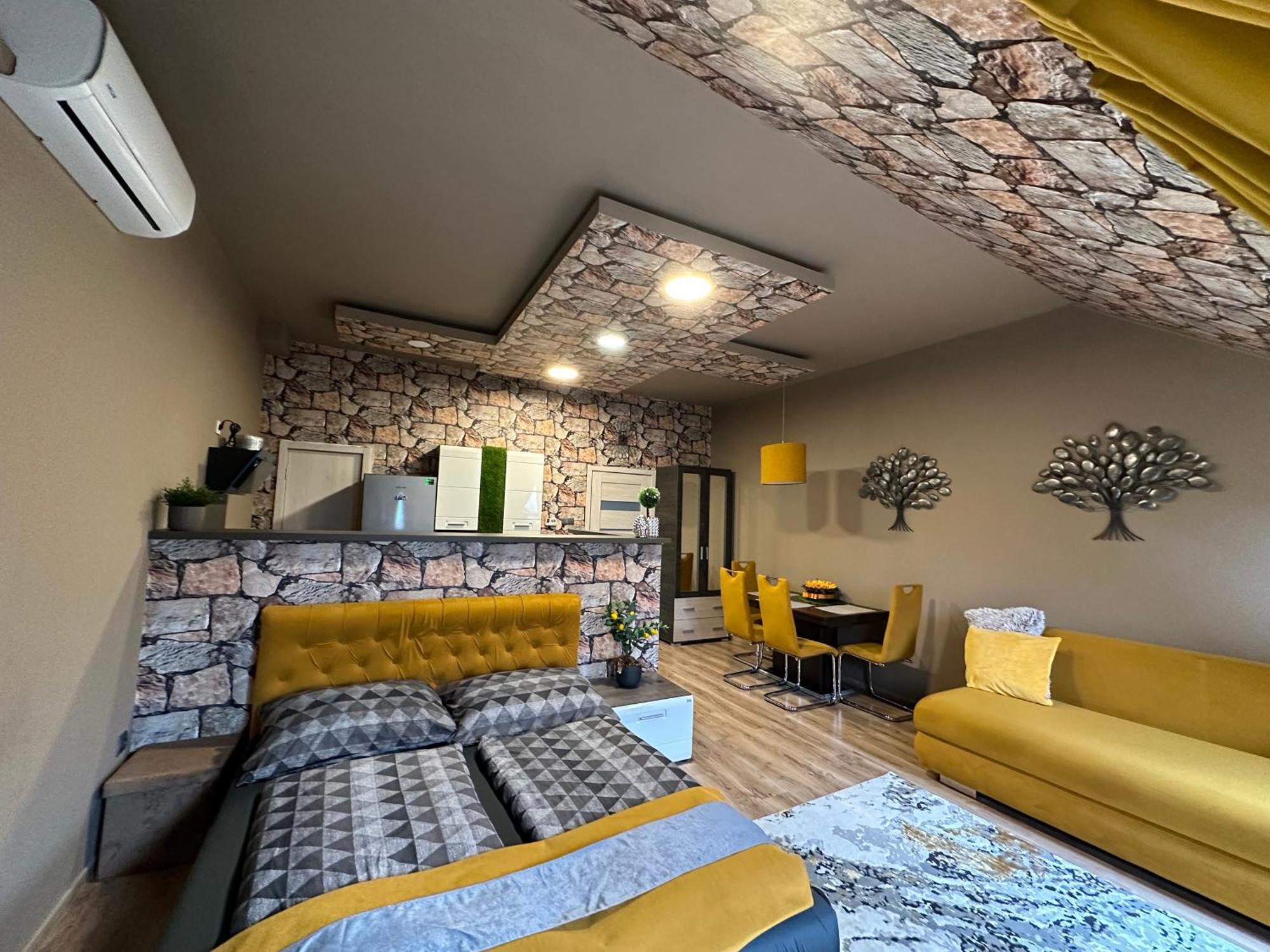 Gold Downtown Apartman Apartment Debrecen Bagian luar foto